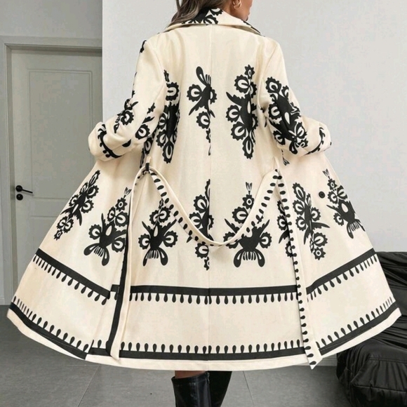 Women's Retro Floral Pattern Medium-Long Knitted Jacket - Picture 2 of 7